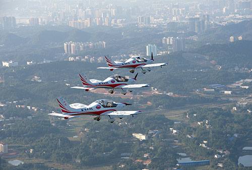 山河智能飞行表演队精彩亮相珠海航展