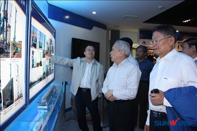 致公党王钦敏一行来山河智能现场调研 致公党王钦敏一行来山河智能现场调研