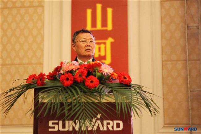 25.jpg 山河智能2011年度挖掘机经销商大会隆重召开