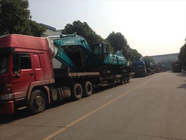 20131231171901024.jpg 两大策略助推山河智能产品畅销泰国