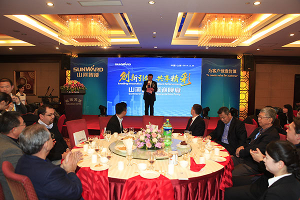 山河智能宝马展用创新倾倒客户,现场签单两亿元