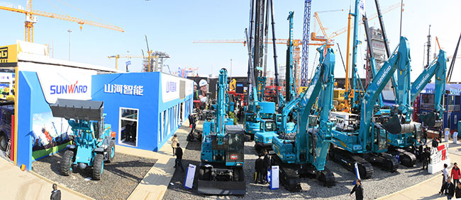 山河智能宝马展用创新倾倒客户,现场签单两亿元