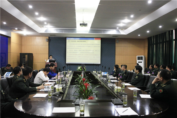 全军军交运输系统首长及国防科大领导莅临山河智能参观交流