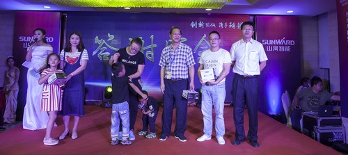 山河智能酷帅曾大虾,一大波美图带你亲临北京BICES展