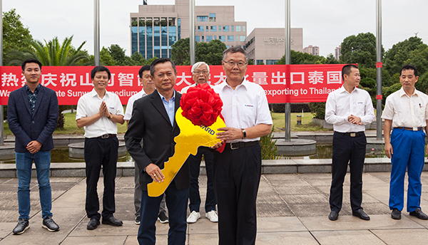 掘金一带一路,山河智能中大挖大批量出口泰国