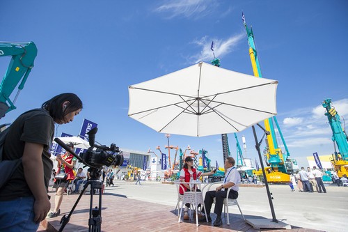 山河智能酷帅曾大虾,一大波美图带你亲临北京BICES展