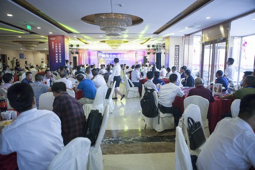 山河智能酷帅曾大虾,一大波美图带你亲临北京BICES展