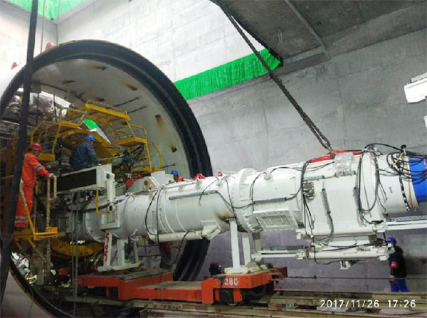 风里雨里,成都等你!中铁山河盾构机走出长沙