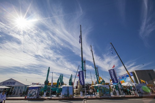 山河智能酷帅曾大虾,一大波美图带你亲临北京BICES展