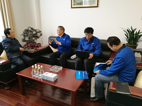 你们“一点三线”我记住了!达哲省长为山河智能鼓劲