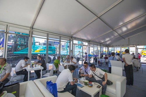 山河智能酷帅曾大虾,一大波美图带你亲临北京BICES展