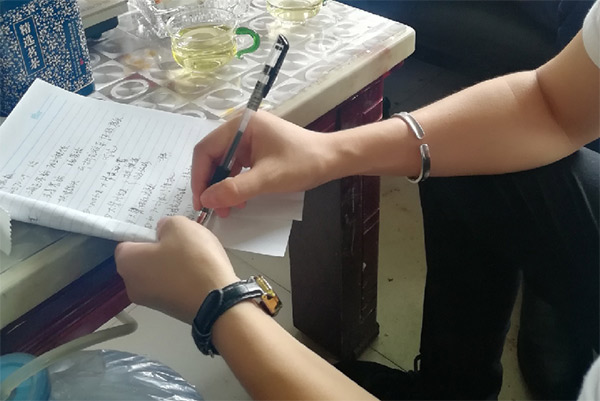 到了市场一线才知道,山河挖机客户都是铁杆粉丝