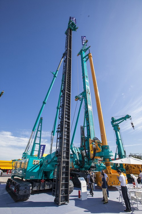 山河智能酷帅曾大虾,一大波美图带你亲临北京BICES展