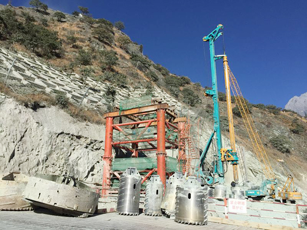 为客户创造价值,山河智能董事长元旦为一线服务团队点赞