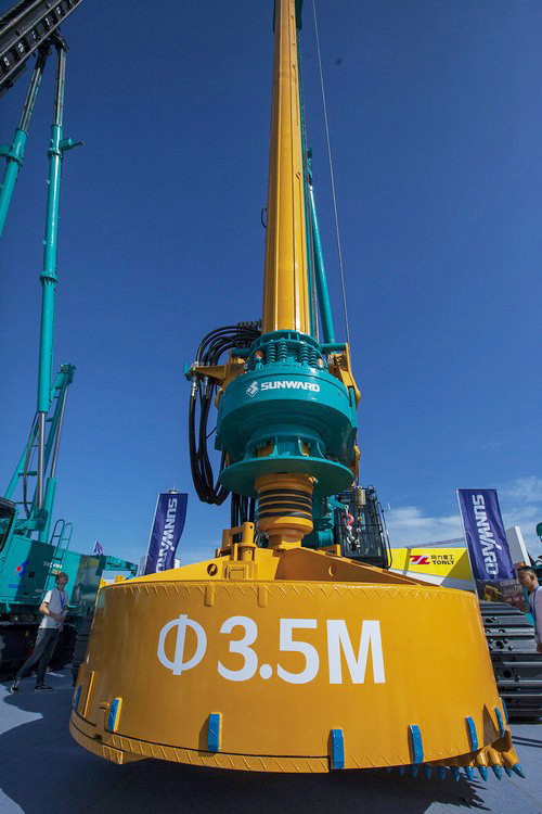 山河智能酷帅曾大虾,一大波美图带你亲临北京BICES展