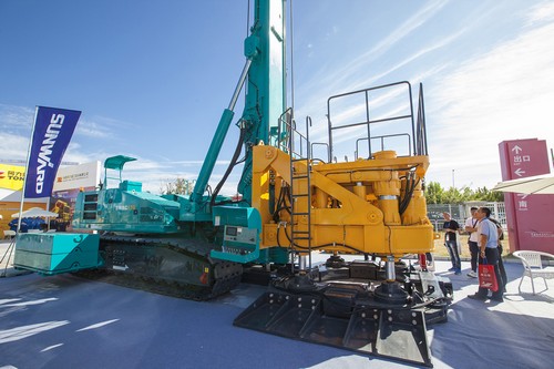 山河智能酷帅曾大虾,一大波美图带你亲临北京BICES展