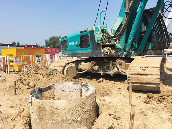 加速雄安新区建设,山河智能旋挖启动京雄城际铁路第一钻