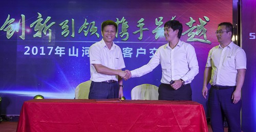 山河智能酷帅曾大虾,一大波美图带你亲临北京BICES展