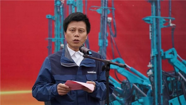 进军南非高端矿山市场!山河智能凿岩设备批量发车