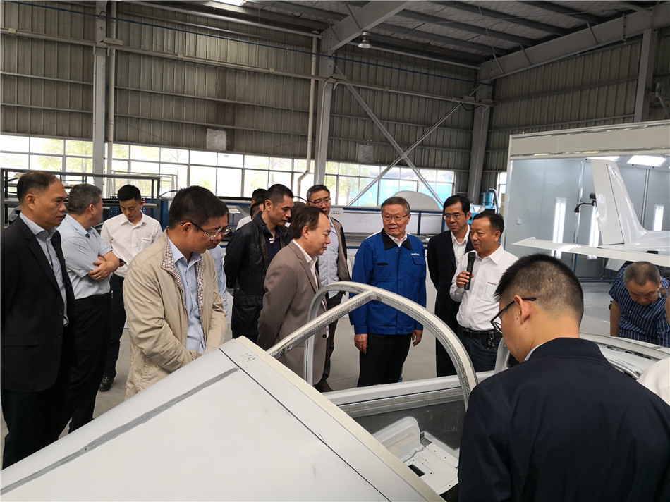 广州市国资委副主任张道泉率队考察山河智能