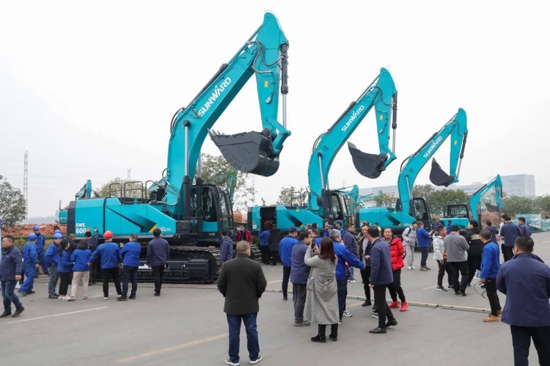 开疆扩土,气壮山河 | 600F大挖交付仪式隆重举行