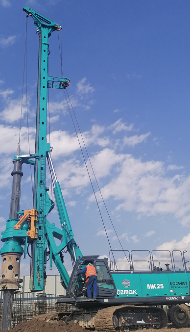 一枚“铁粉”!土耳其客户采购山河智能旋挖钻机