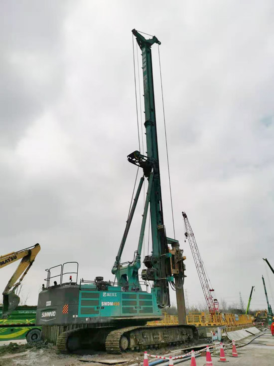 全国第一条智慧高速,为何认准山河智能旋挖钻机施工?