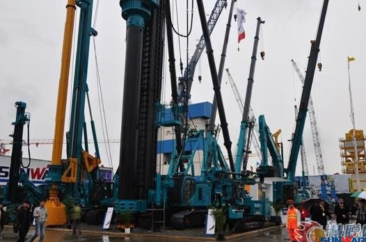 6.jpg 【宝马访谈】山河智能董事长何清华教授