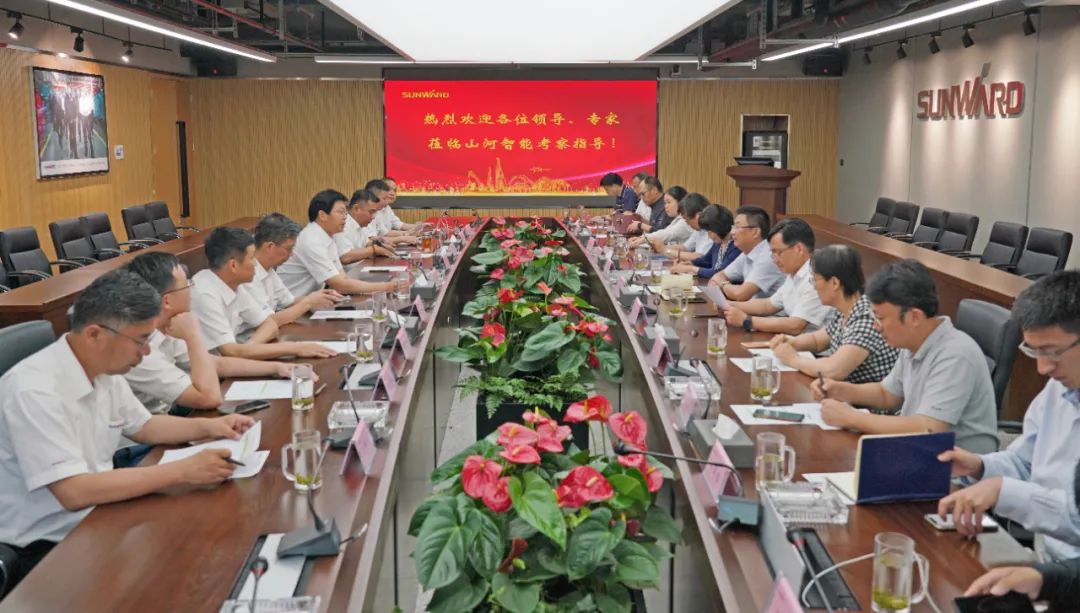 应急管理部科技和信息化司调研山河智能