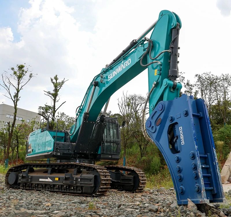 再升级!山河智能“矿山猛士”极限破碎现场直击