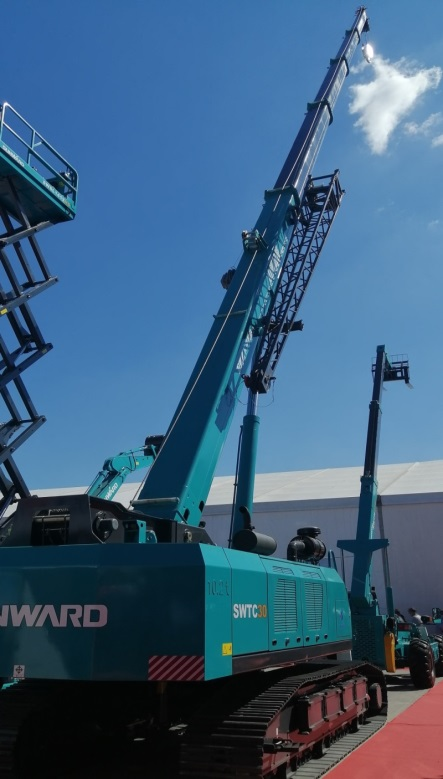 “重”磅出击!山河智能起重机械组团“登场”