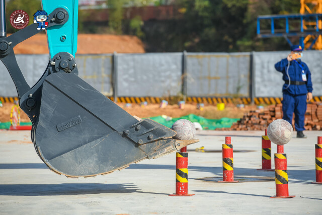 救援大比拼!山河智能应急救援队出战湖南省第三届应急救援技能竞赛