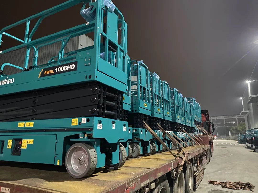 创下单日最高发货量纪录!山河高机设备集中发货