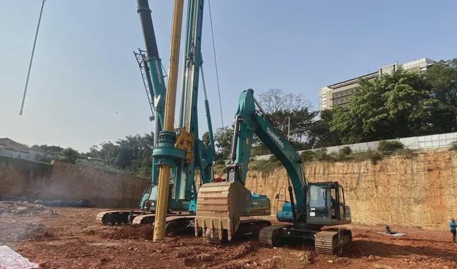 助力乌干达第一住宅高楼建设!山河智能再次出征非洲市场