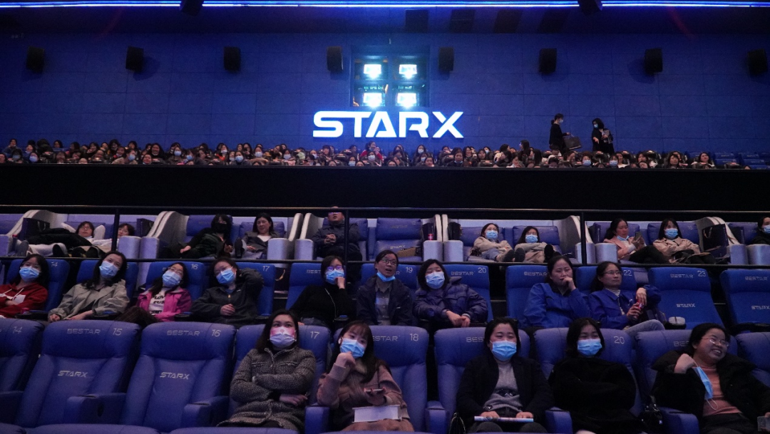 福利多多!山河智能开展系列活动宠“女神”