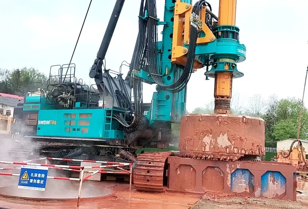 再啃“硬骨头”!山河智能“超级桩备”助建燕矶长江大桥