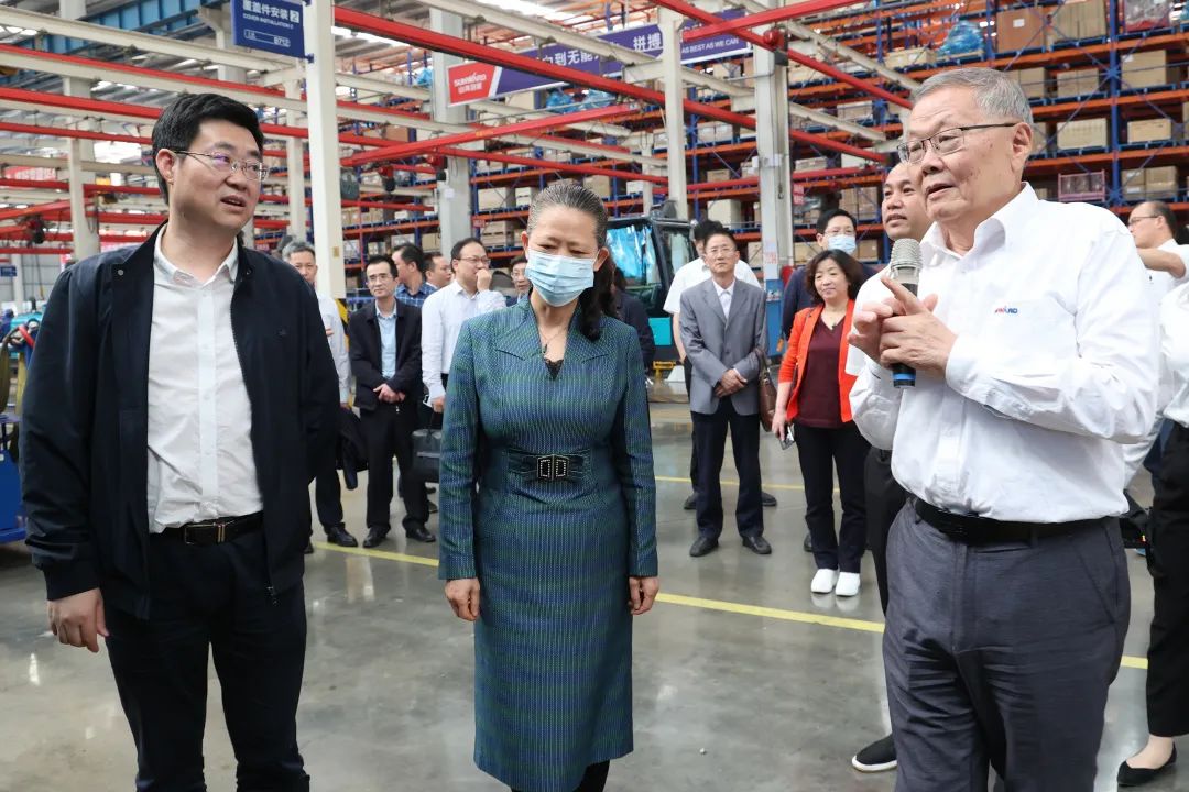 深化产学研合作!中南大学校长、中国工程院院士田红旗率团拜访山河智能