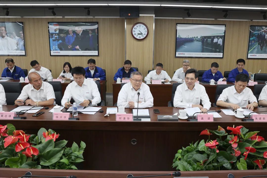 深化产学研合作!中南大学校长、中国工程院院士田红旗率团拜访山河智能