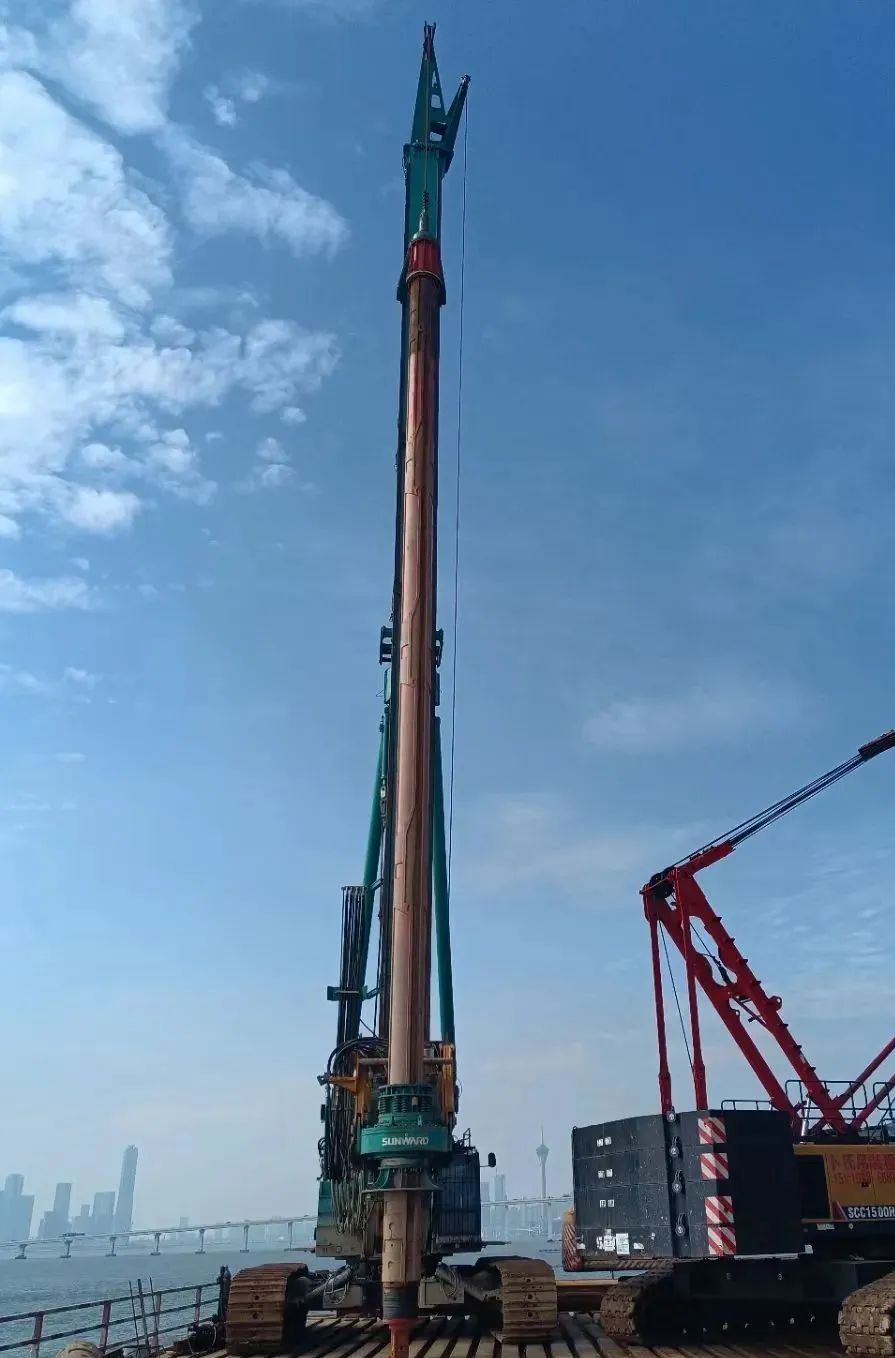 乘风破浪的旋挖钻机!山河智能助建澳氹第四跨海大桥