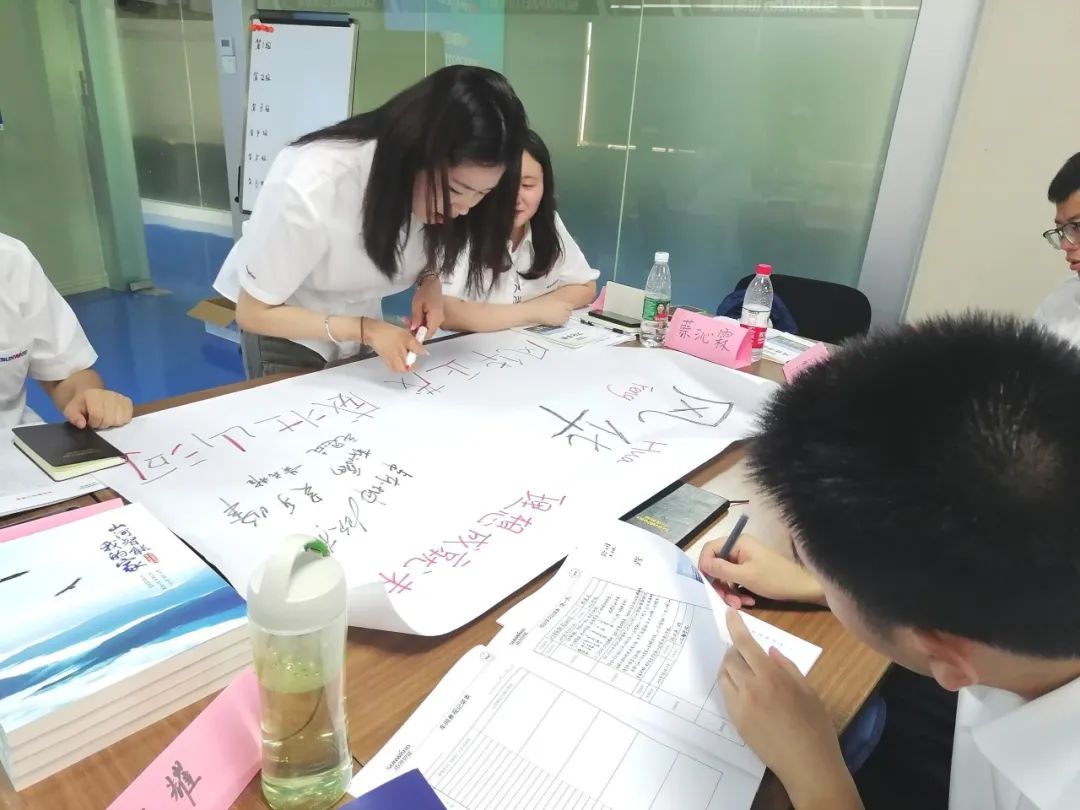 校招 | 盛夏七月,这群“向着太阳奔跑”的少年来山河智能啦!