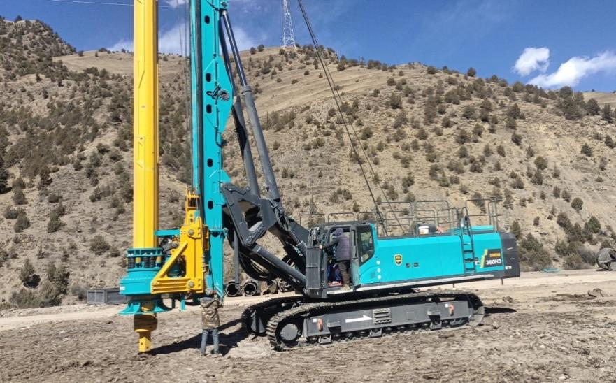 决战“世界之巅”!山河智能旋挖钻机实力助建川藏铁路