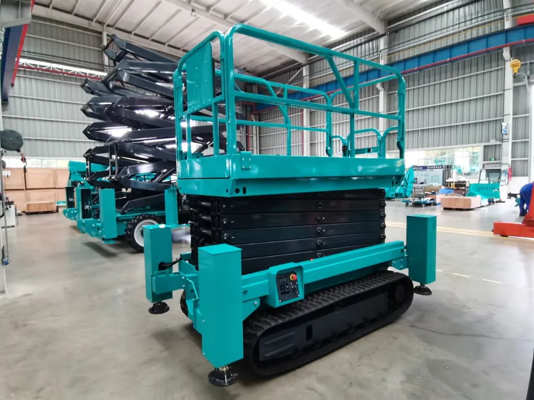 加速电动化产品布局,山河智能第一款履带剪叉式高空作业平台来了!