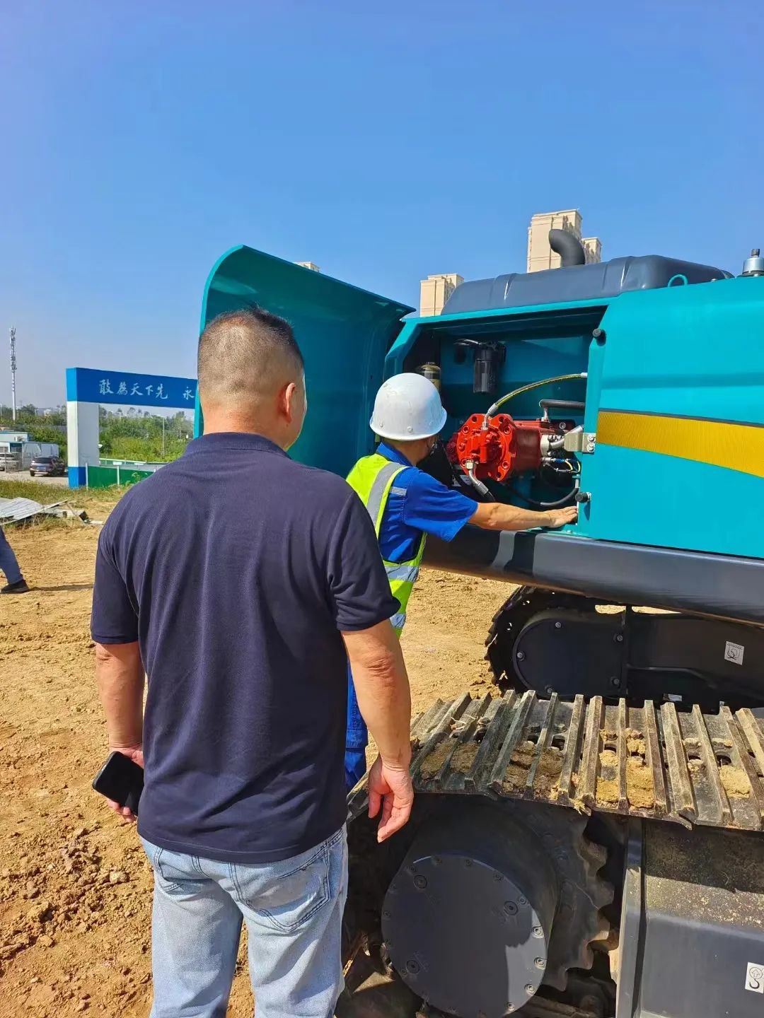 全款拿下!山河智能挖掘机奔赴工地一线