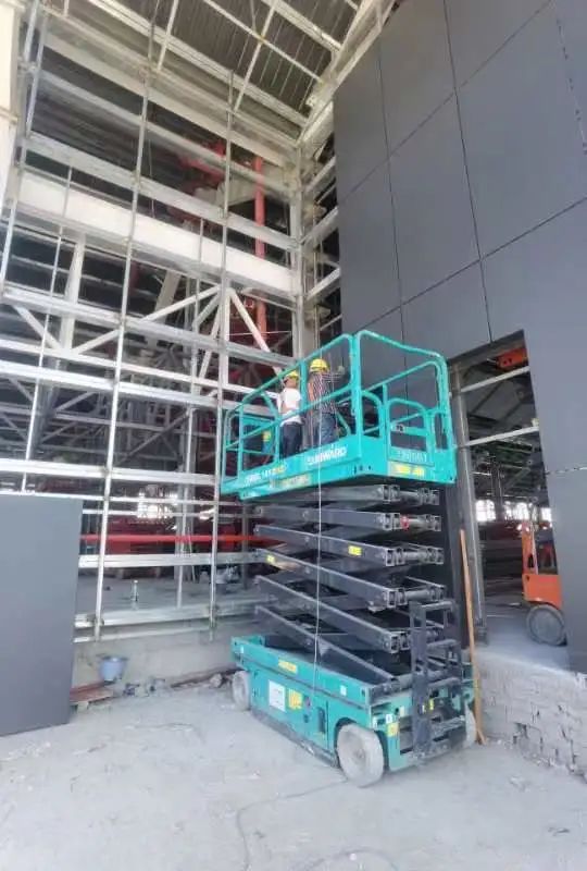 众志成城抗疫情!山河智能高空机械助力惠州方舱医院建设