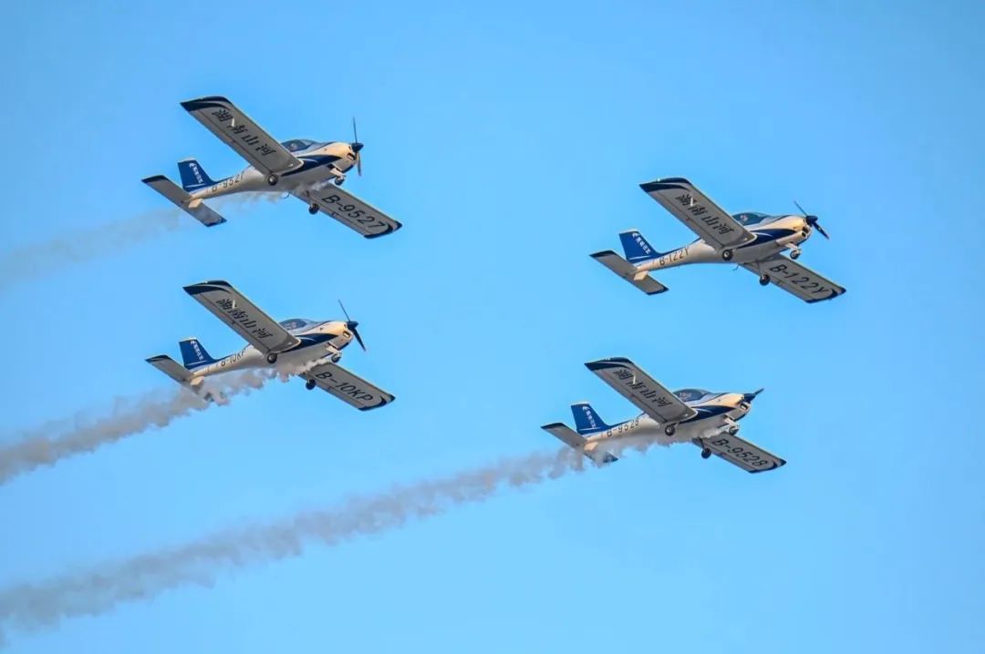 逆势飞翔!山河航空携手合作伙伴亮相2022南昌飞行大会