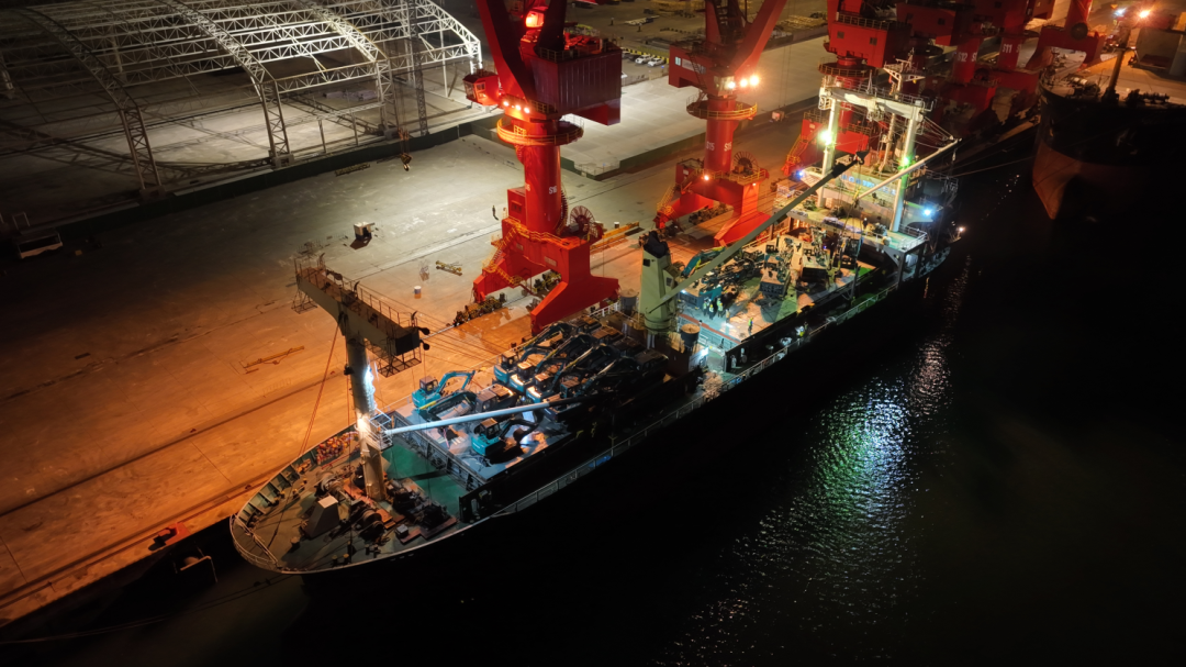 亿元设备“包船”出海!山河智能国际市场迎来开门红