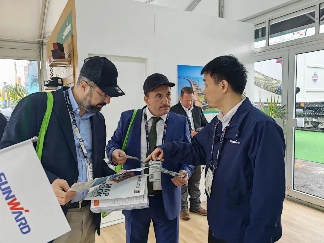 拉展直播 | “狂飙”美国!山河智能向世界展示中国制造硬实力