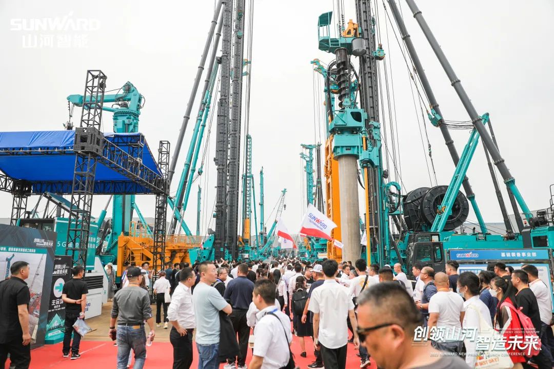 实力出圈!山河智能地下工程装备“大阅兵”来了