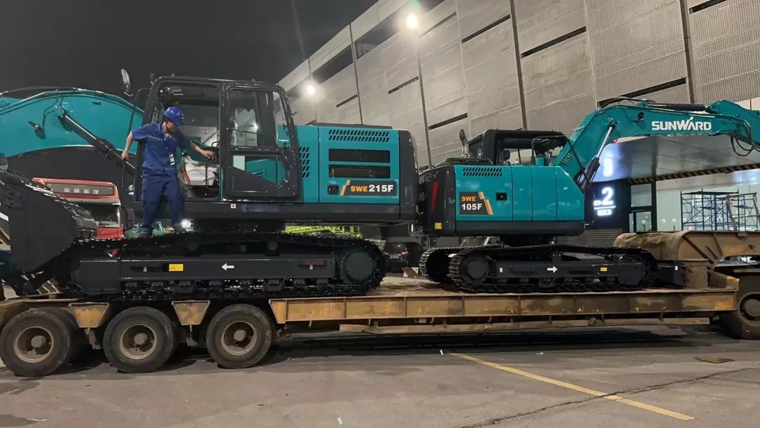 劳动光荣,创造伟大!记录那些平凡且伟大的劳动瞬间