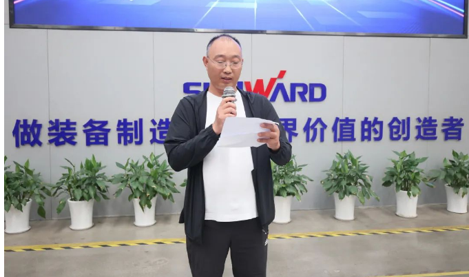 助力“双碳”、绿动未来!山河智能增程式电动旋挖钻机、液压混合动力旋挖钻机齐交付